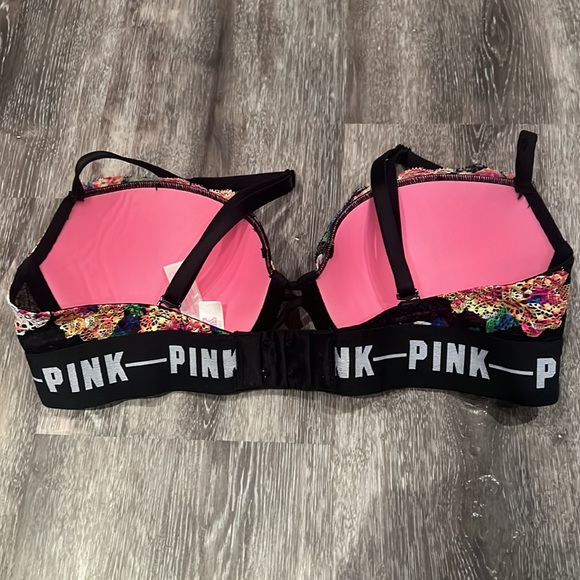 Pink Victoria’ Secret date push-up bra - Picture 2 of 6